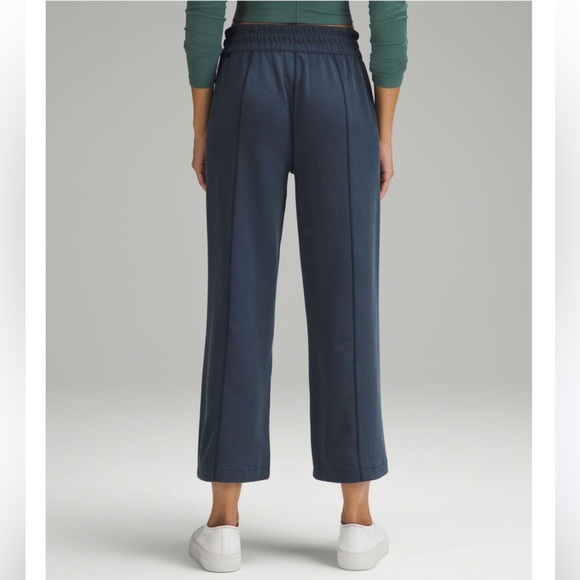 Lululemon Ribbed Softstreme Mid Rise Wide Leg Crop 25” - Picture 2 of 11